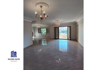 Apartment - 3 Bedrooms - 2 Bathrooms for rent in 7th District - Sheikh Zayed City - Giza