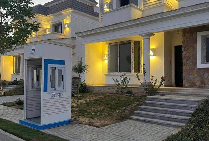 8378850 - Property Image 2