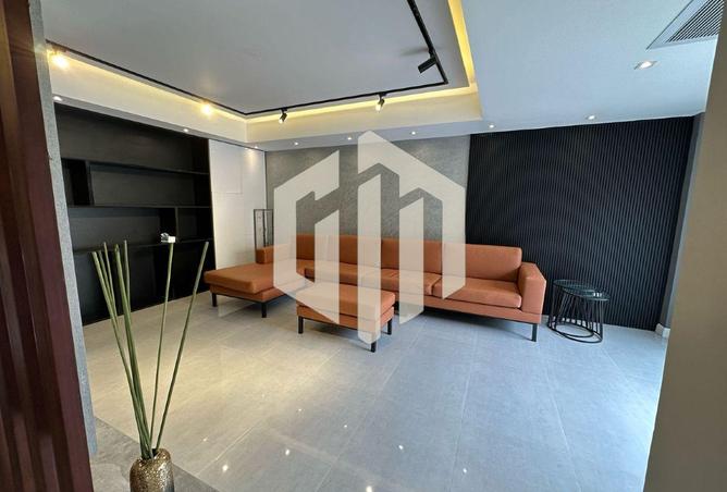 8046651 - Property Image 3