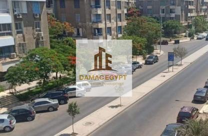 Apartment - 3 Bedrooms - 2 Bathrooms for sale in Street 30 - 1st District - Sheikh Zayed City - Giza