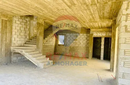 فيلا - 4 غرف نوم - 4 حمامات للبيع في بالم هيلز وودفيل - طريق الواحات - مدينة 6 أكتوبر - الجيزة
