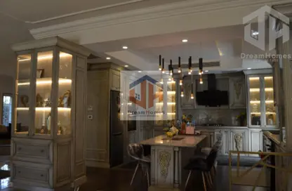 Villa - 5 Bedrooms - 5 Bathrooms for rent in Madinaty - Cairo