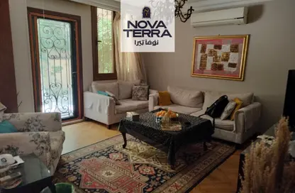 شقة - 3 غرف نوم - 4 حمامات للبيع في المستثمر الصغير - الحي العاشر - الشيخ زايد - الجيزة