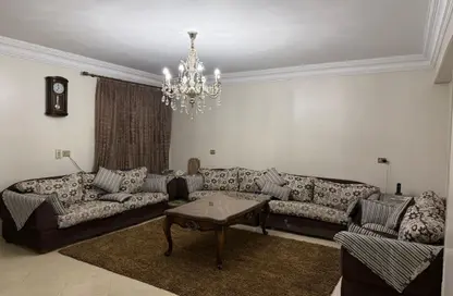 Apartment - 3 Bedrooms - 2 Bathrooms for sale in Mohamed Tawfik Diab St. - 6th Zone - Nasr City - Cairo