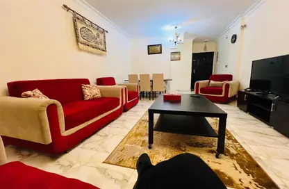 Apartment - 2 Bedrooms - 1 Bathroom for rent in El Rehab Extension - Al Rehab - New Cairo City - Cairo