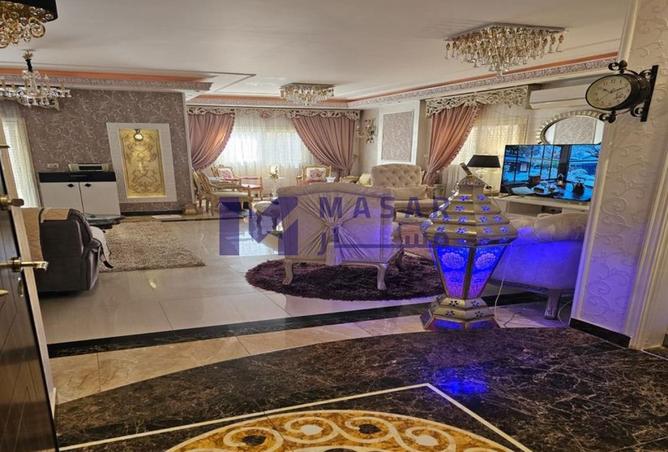 8062433 - Property Image 2