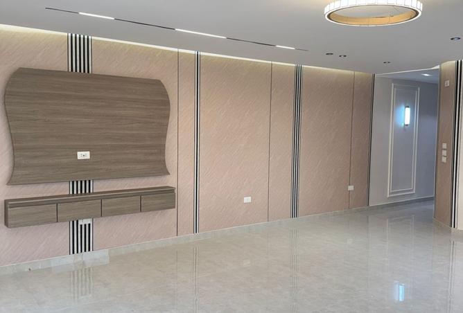 8427216 - صورة العقار 2