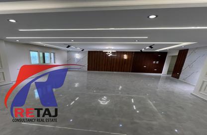 شقة - 3 غرف نوم - 3 حمامات للبيع في طريق النصر - المنطقة الأولى - مدينة نصر - القاهرة