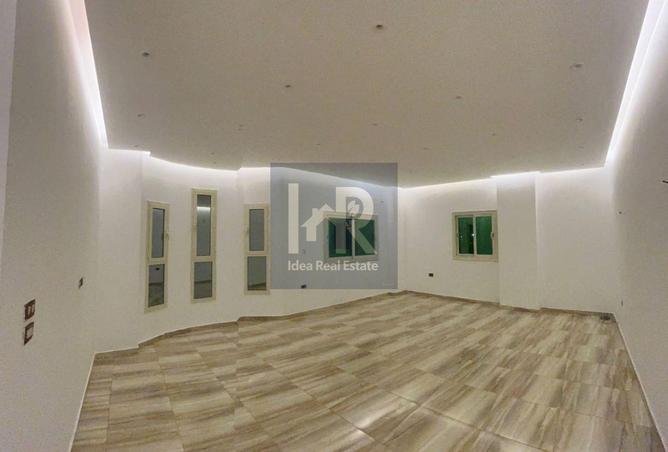 8335800 - Property Main Image