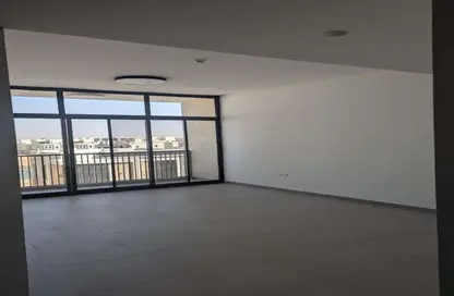 Apartment - 3 Bedrooms - 2 Bathrooms for sale in Riverton - South Investors Area - New Cairo City - Cairo