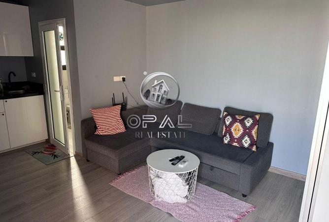 8121928 - Property Image 2