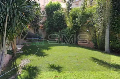 Villa - 7+ Bedrooms - 7+ Bathrooms for sale in Ka'b Ibn Malik St. - Al Narges 6 - Al Narges - New Cairo City - Cairo