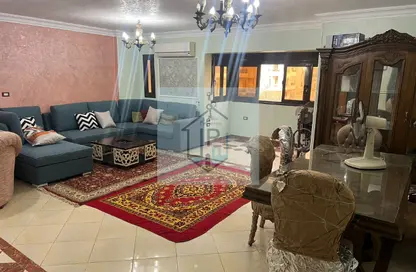 شقة - 3 غرف نوم - 2 حمامات للايجار في مسجد فاطمة الشربتلي - الحي الثالث - التجمع الخامس - مدينة القاهرة الجديدة - القاهرة