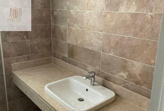 8419437 - Property Image 3