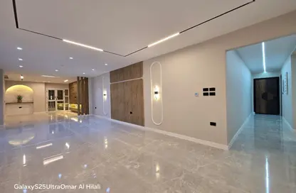 شقة - 3 غرف نوم - 2 حمامات للبيع في البوابة الرابعة - مينا - حدائق الاهرام - الجيزة