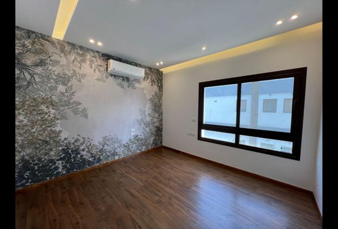 8050000 - Property Main Image