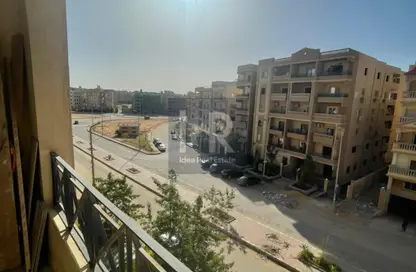 Apartment - 3 Bedrooms - 3 Bathrooms for sale in North Lotus - El Lotus - New Cairo City - Cairo