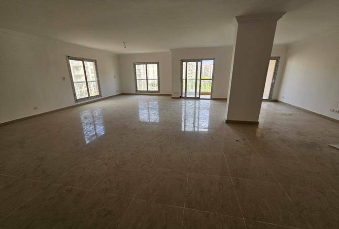 8249456 - Property Image 2