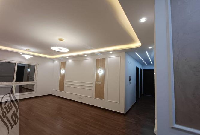 8221211 - Property Image 3