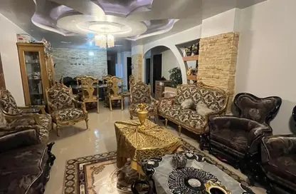 شقة - 4 غرف نوم - 3 حمامات للبيع في شارع ابو موسي الاشعري - التجمع الاول - مدينة القاهرة الجديدة - القاهرة