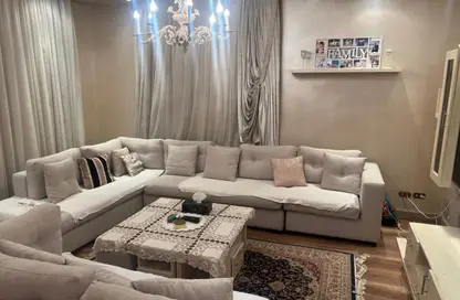Apartment - 3 Bedrooms - 3 Bathrooms for rent in Al Narges 3 - Al Narges - New Cairo City - Cairo