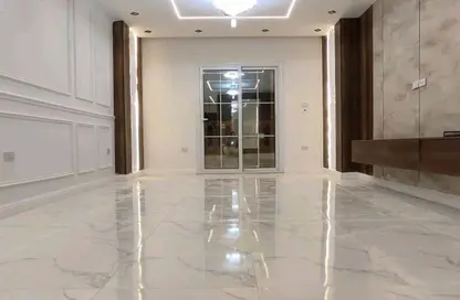 Apartment - 3 Bedrooms - 2 Bathrooms for sale in Gate 4 - Mena - Hadayek El Ahram - Giza