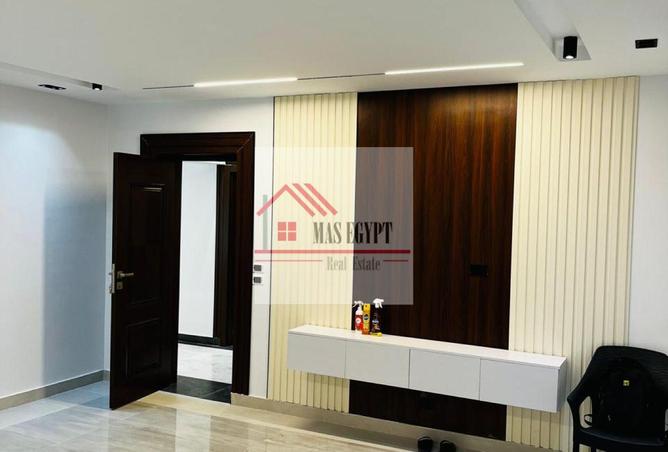 8187982 - Property Image 2