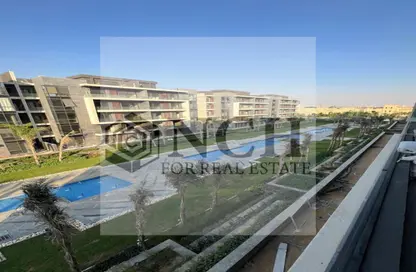 Apartment - 3 Bedrooms - 2 Bathrooms for sale in El Patio Oro - 5th Settlement Compounds - The 5th Settlement - New Cairo City - Cairo