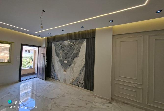 8110207 - Property Image 3