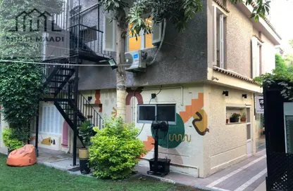 Villa - 4 Bedrooms - 5 Bathrooms for sale in Sarayat Al Maadi - Hay El Maadi - Cairo