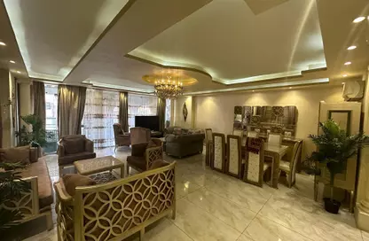 Apartment - 3 Bedrooms - 4 Bathrooms for rent in Geziret Al Arab St. (El Mohandes Mohamed Hassan Helmy) - Mohandessin - Giza