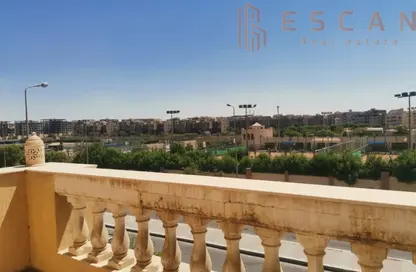 فيلا - 5 غرف نوم - 5 حمامات للايجار في فليور دي فيل - المستثمرين الجنوبية - مدينة القاهرة الجديدة - القاهرة