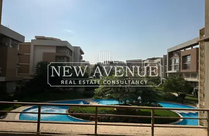 شقة - 3 غرف نوم - 3 حمامات للبيع في جراندا لايف - كمبوندات الشروق - مدينة الشروق - القاهرة