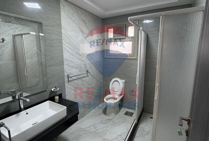 8158300 - Property Image 2