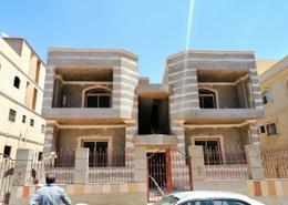Villa - 8 bedrooms for للبيع in 4th District - Obour City - Qalyubia