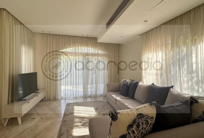 8196274 - Property Image 2