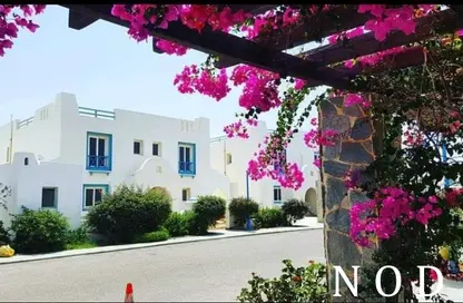 شاليه - 2 غرف نوم - 2 حمامات للبيع في ماونتن فيو راس الحكمة - راس الحكمة - الساحل الشمالي