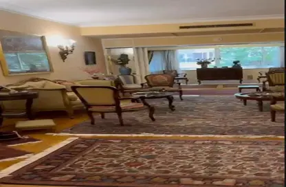 Apartment - 3 Bedrooms - 4 Bathrooms for sale in Mahmoud Azmy St. - Zamalek - Cairo