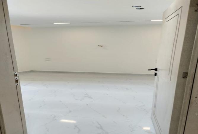 8130783 - Property Image 2