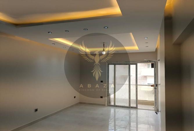 8251409 - Property Main Image