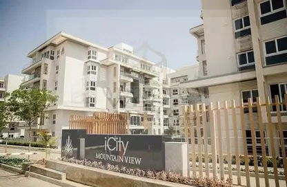 Apartment - 3 Bedrooms - 3 Bathrooms for sale in Mountain View iCity October - 6 October Compounds - 6 October City - Giza