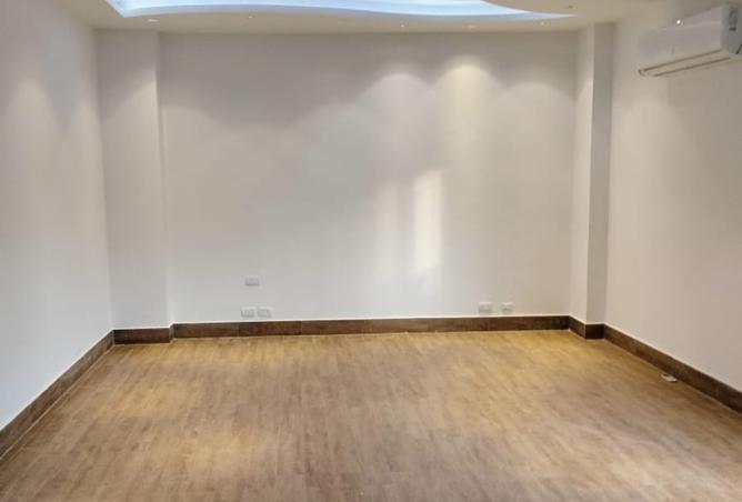 8409235 - Property Main Image