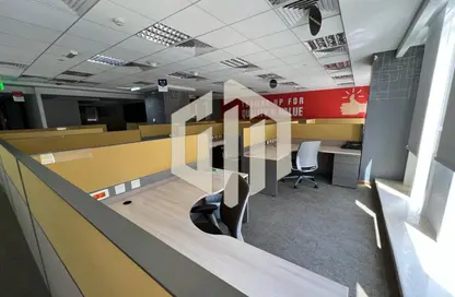 مساحات مكتبية - استوديو - 2 حمامات للايجار في شارع مجمع البنوك - شارع التسعين الجنوبي - التجمع الخامس - مدينة القاهرة الجديدة - القاهرة