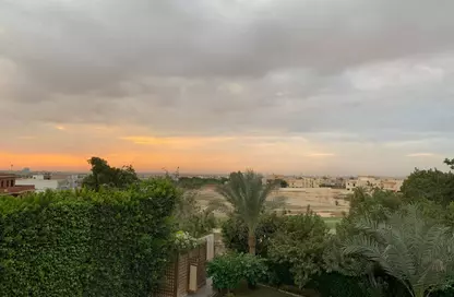 فيلا - 6 غرف نوم - 6 حمامات للبيع في جولف سيتي - مدينة العبور - القليوبية