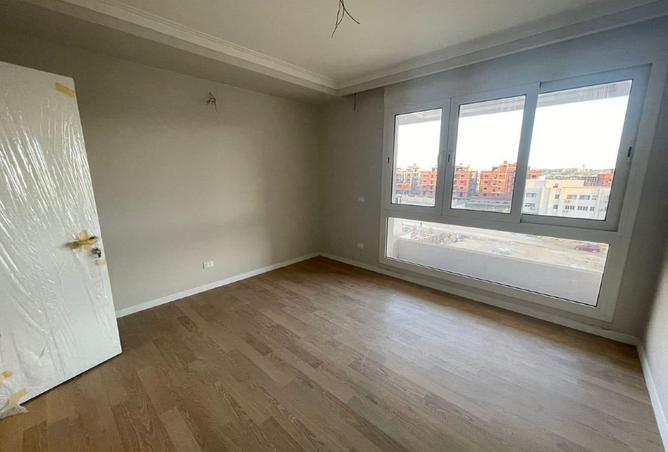 8047333 - Property Image 3
