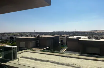 Villa - 5 Bedrooms - 4 Bathrooms for sale in New Giza - Cairo Alexandria Desert Road - 6 October City - Giza