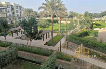 شقة - 2 غرف نوم - 2 حمامات للايجار في سيراس - اب تاون كايرو - المقطم - القاهرة