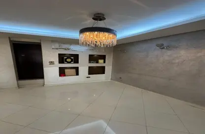 Apartment - 2 Bedrooms - 2 Bathrooms for sale in Ibrahim Al Besai St. - Mohandessin - Giza