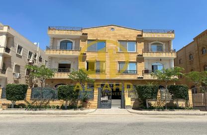 Apartment - 3 Bedrooms - 2 Bathrooms for sale in Al Imam Abu Hanifa Al Noaman St. - 6th District - Obour City - Qalyubia