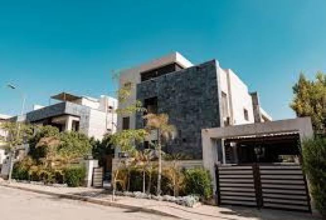 8324100 - Property Main Image